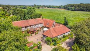 The Coach House, Tokers Green Lane, Kidmore End, Reading RG4 9EE