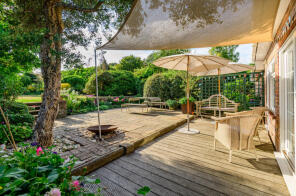 Marwood, Severals Road, Midhurst GU29 0LR