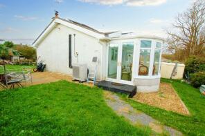 28, Flemish Court, Lamphey, Pembroke SA71 5PA