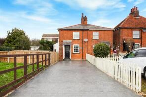 1, Evelyn Cottages, The Street, Chelmsford CM3 6RZ