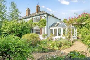 3, Colliers Cottages, Main Road, Bucks Horn Oak, Farnham GU10 4LR