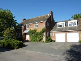 Rathgael House, Winterbourne Monkton, Swindon SN4 9NW
