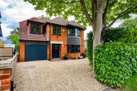 Oak Road, Healing, DN41