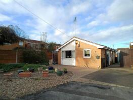 10, Glendoe Grove, Nottingham NG13 8SJ