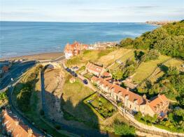 Broome House, Teapot Hill, Sandsend, Whitby YO21 3TE