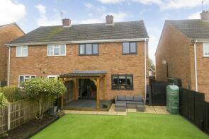 3, Burdett Close, Lutterworth LE17 5NU