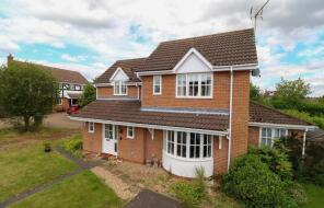 12, Taylors Field, Newmarket CB8 9XS
