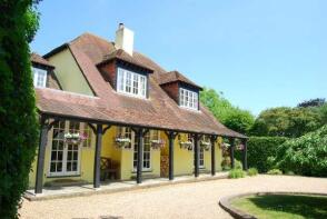 Chestnut Cottage, The Street, Arundel BN18 9RR