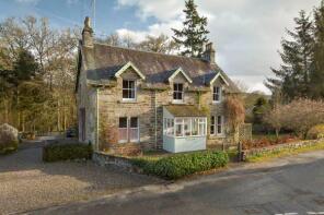 Dundarave, Strathtay PH9 0PG