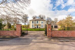 The Mount, Upper Row, Newark NG22 0UF