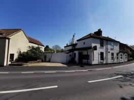 Whitegates, Main Street, Hull HU11 5RA