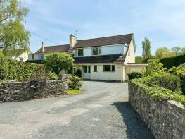 Madron, Valley Road, Blandford Forum DT11 9JE