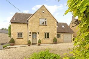 1, The Hive, Road From Shipton To Syreford Road, Cheltenham GL54 4HW