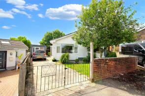 11, Hunters Park, New Hedges, Tenby SA70 8TP
