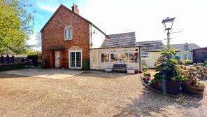 56, Salts Road, Wisbech PE14 7EJ