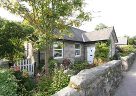 Torr Cottage, High Street, Castle Douglas DG7 3RN