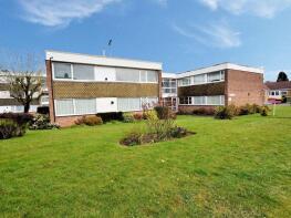 13, Middlefield Gardens, Halesowen B62 9QH