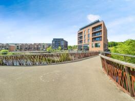 Flat 6, Wharf View, Park Street, Campbell Park, Milton Keynes MK9 4BZ