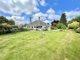 35, Pennytoft Lane, Pinchbeck, Spalding PE11 3PQ