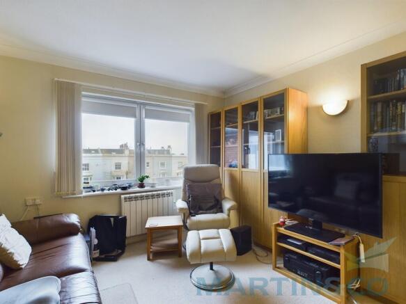 Living Room Pic 1