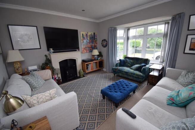 Living Room.JPG