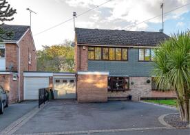 13, Eversley Grove, Dudley DY3 3RF