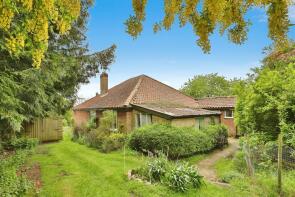 Hillcrest, Dereham Road, East Tuddenham NR20 3JJ