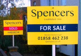 2, Hill View, Bosworth Road, Lutterworth LE17 6QN