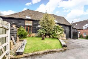 1, Kingsmill Barns, High Street, Wherwell, Andover SP11 7JH
