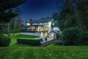 Silver Birch, Hook Crescent, Romsey SO51 9DE