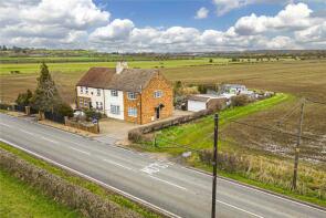 2, Ashtons Cottages, Leighton Road, Northall LU6 2HE