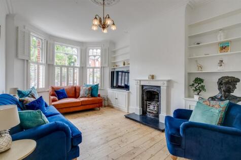 Heythorp Street, London