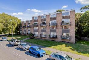 16, Willow Court, Enbrook Road, Folkestone CT20 3NU