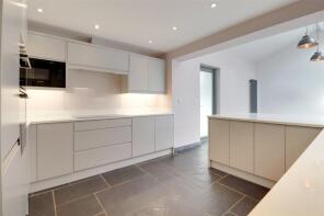 39, Mount Pleasant, Barnstaple EX32 0AQ