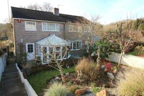 2, Carnoustie Drive, St Stephens PL12 4DE