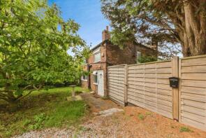 Big Stone Cottage, Middlewich Road, Crewe CW4 8HG
