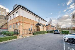 Flat 15, 100a Churchill Court, Roxeth Green Avenue, Harrow HA2 8BA