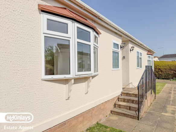 2 Bedroom Park Home for Sale
