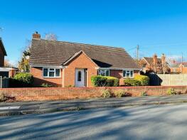 37, Clevedon Green, South Littleton WR11 8TY