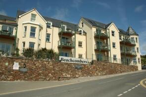 20, Beachcombers Apartments, Tregurrian Hill, Watergate Bay, Newquay TR8 4AB