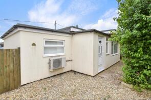 26, Links Crescent, Romney Marsh TN29 0RS