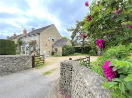 Leo House, London Road, Cirencester GL7 5JE