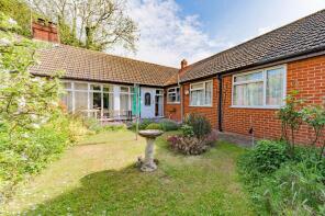 Lodge Cottage, Dove House Lane, Great Yarmouth NR29 5LJ