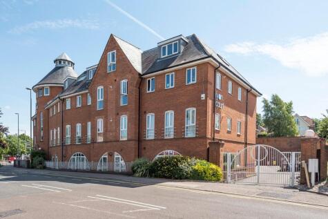Walsworth Road, Hitchin, SG4