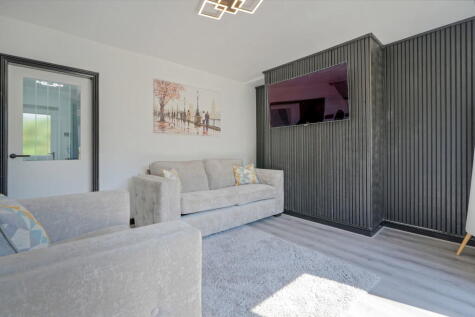 Wilson Road, Deepcar, Sheffield, S36 2SZ