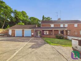 8, Parkway, Bow Brickhill MK17 9JZ