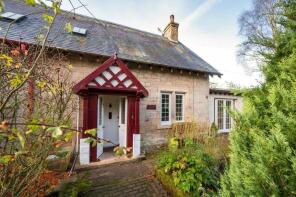 7, Oxnam Mains, Jedburgh TD8 6LZ