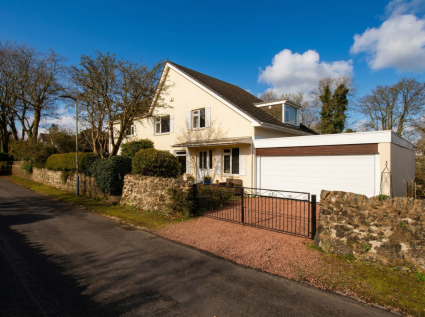 Mostyn, 12, Watt Road, Bridge Of Weir, PA11 3DN
