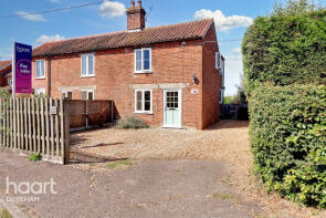 Inglenook Cottage, Dereham Road, Garvestone NR9 4QT