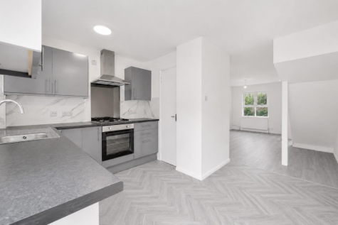 Tom Hood Close | London | E15 | 0.2 miles to Maryland station